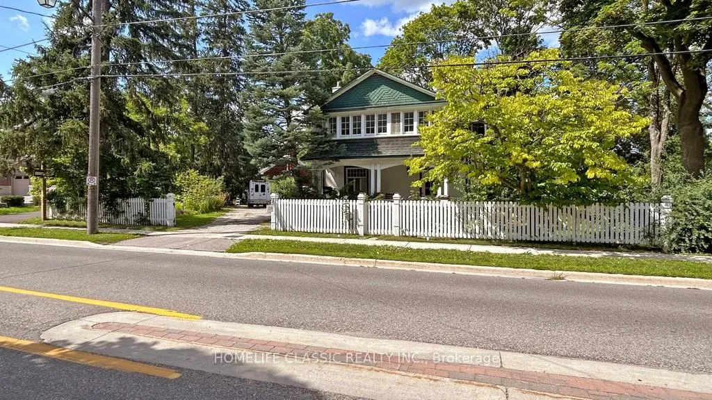 Photo 3 of 104 John Street, Markham, Thornhill — HOMEH