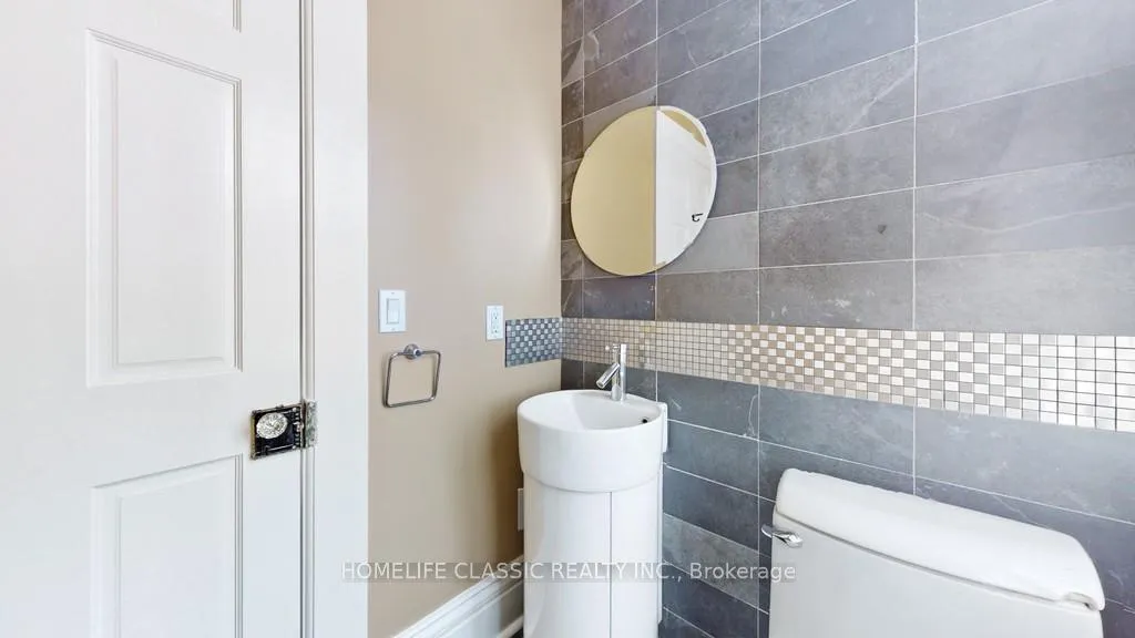 Photo 20 of 104 John Street, Markham, Thornhill — HOMEH