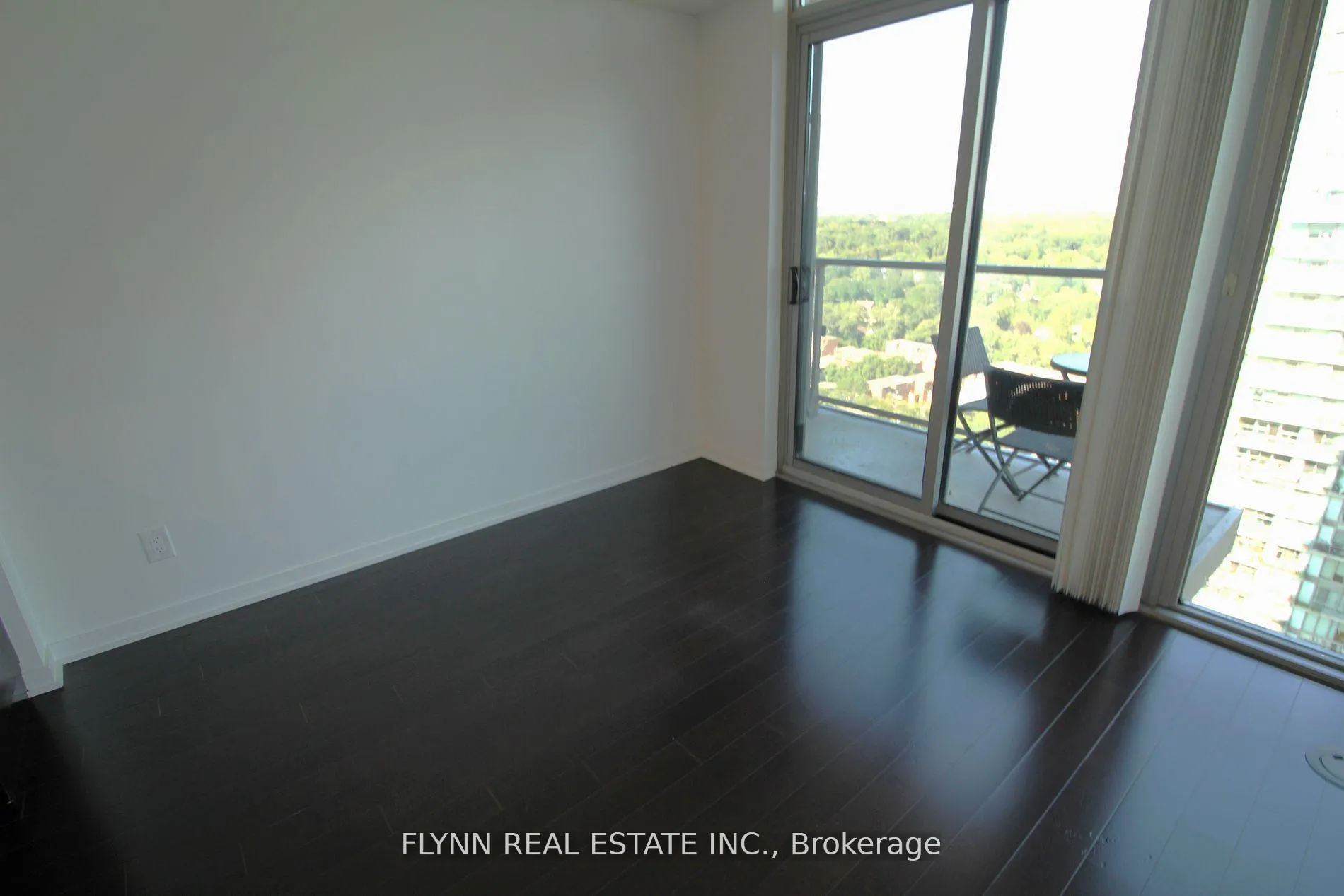 Photo 3 of Unit 2313, 105 The Queensway, Toronto, High Park-Swansea — HOMEH