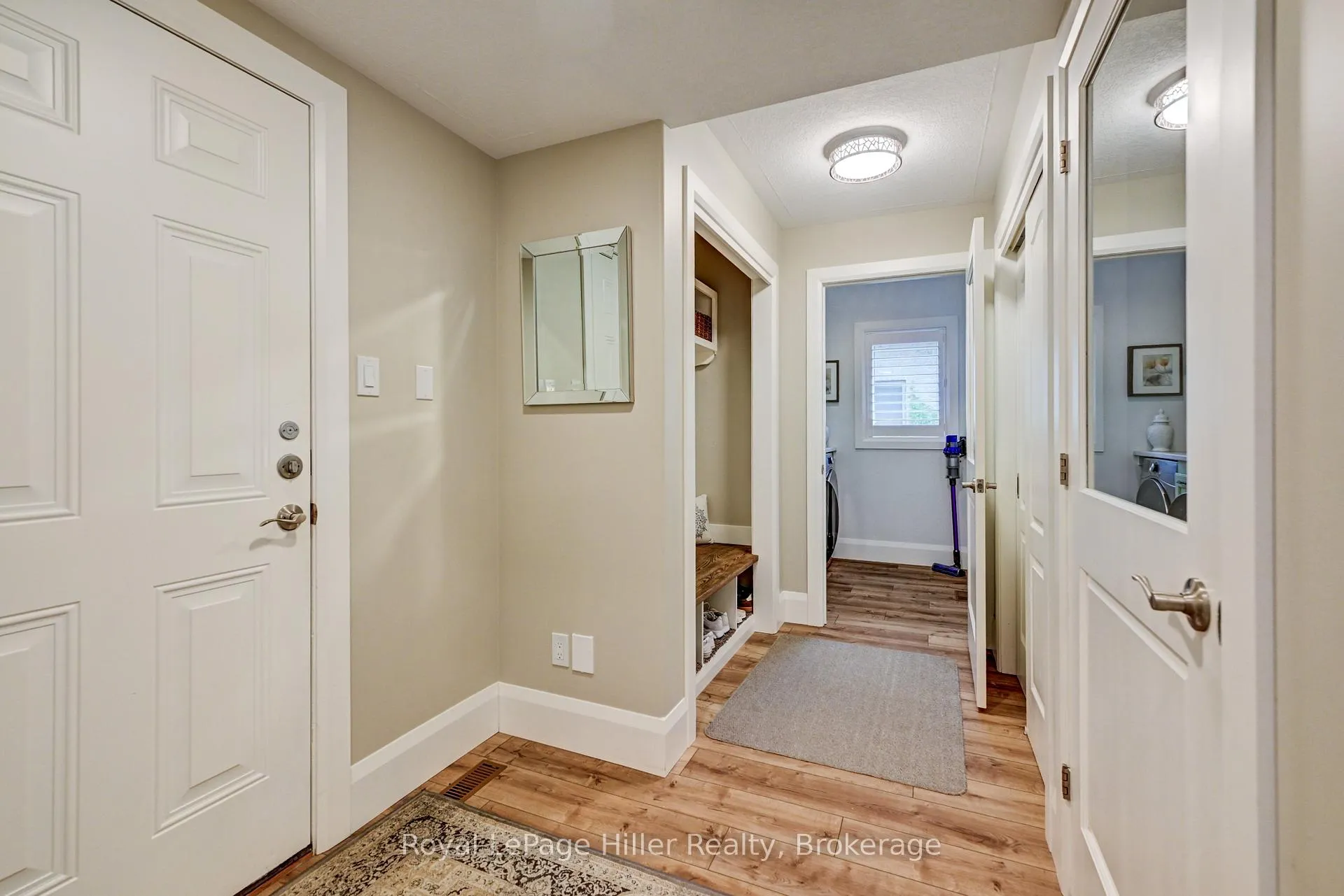 Photo 20 of 95 Sir Adam Beck Road, Stratford — HOMEH