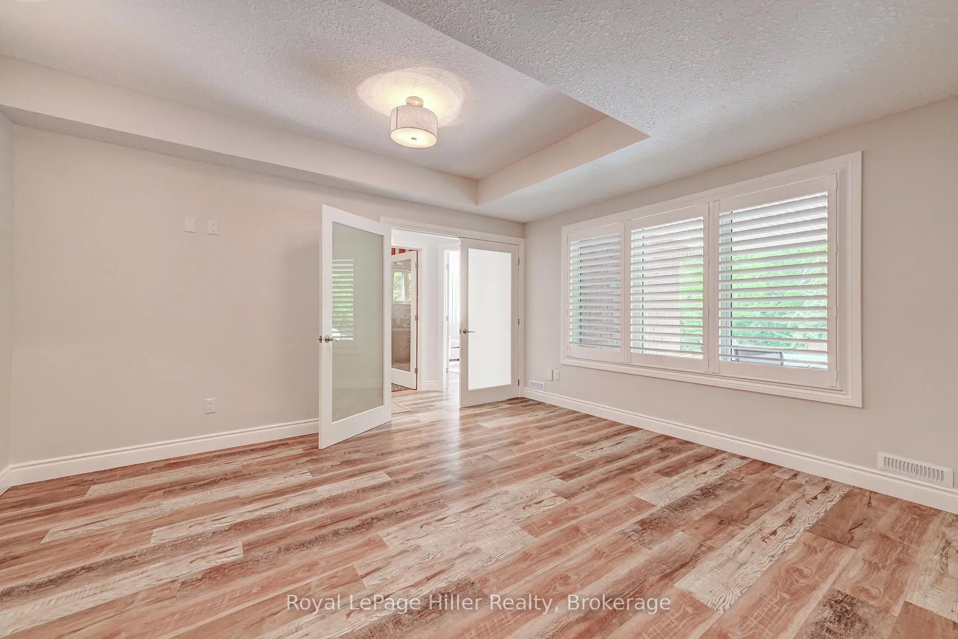 Photo 31 of 95 Sir Adam Beck Road, Stratford — HOMEH