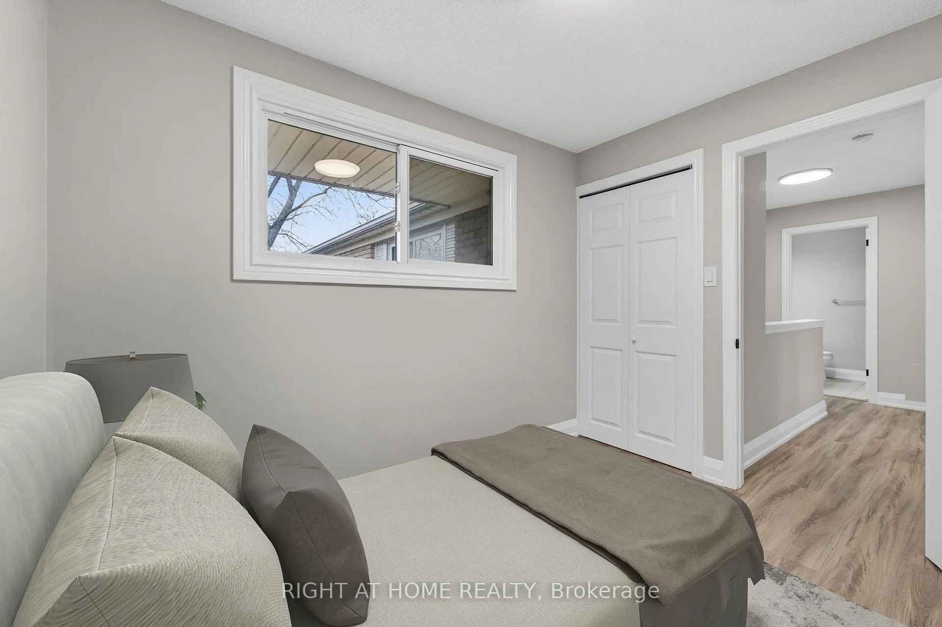 Photo 25 of 65 Woodman Drive S, Hamilton, Corman — HOMEH