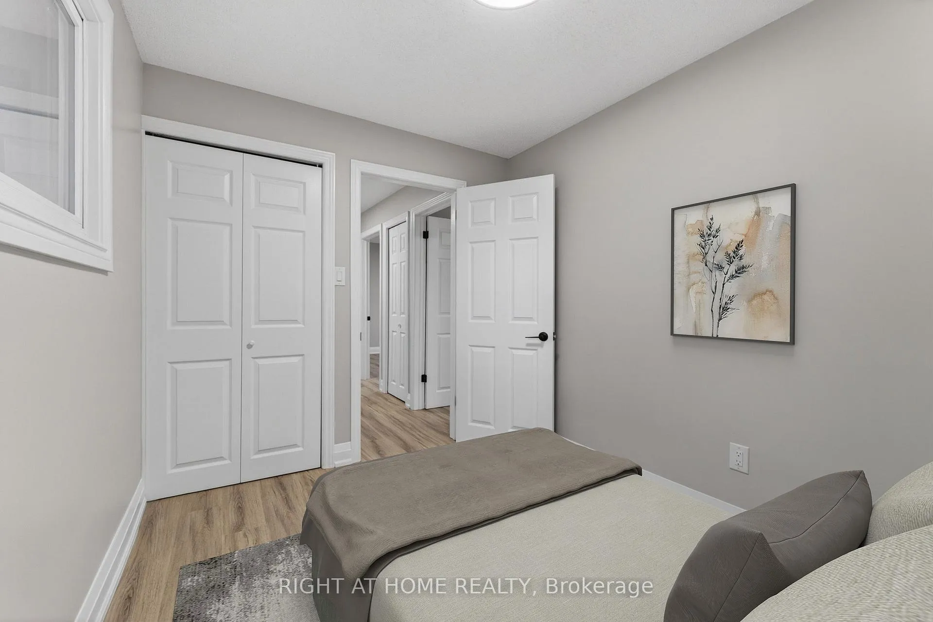 Photo 26 of 65 Woodman Drive S, Hamilton, Corman — HOMEH