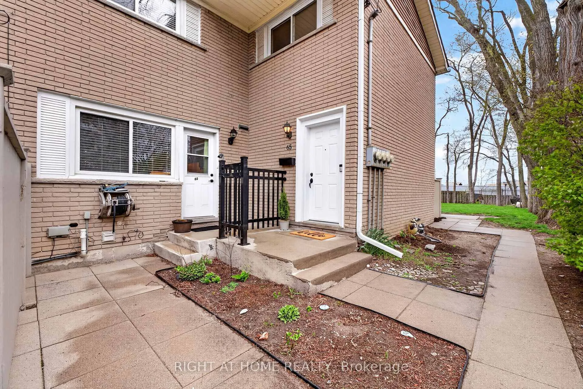 Photo 38 of 65 Woodman Drive S, Hamilton, Corman — HOMEH