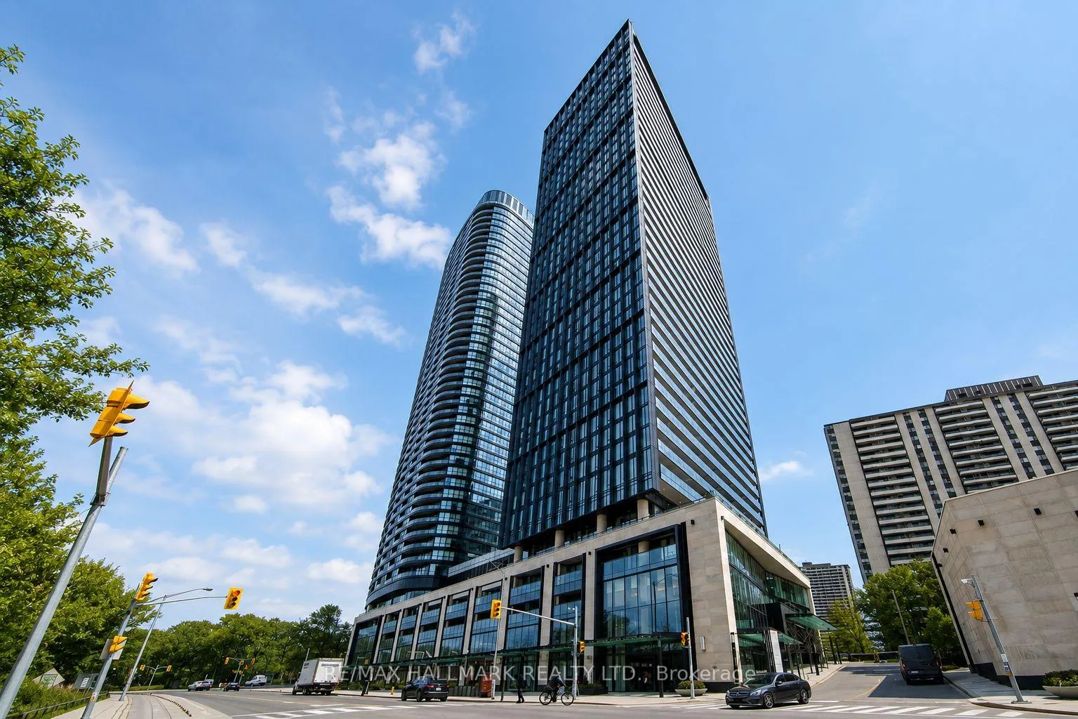 Photo 1 of Unit 2109, 575 Bloor Street E, Toronto, North St. James Town — HOMEH