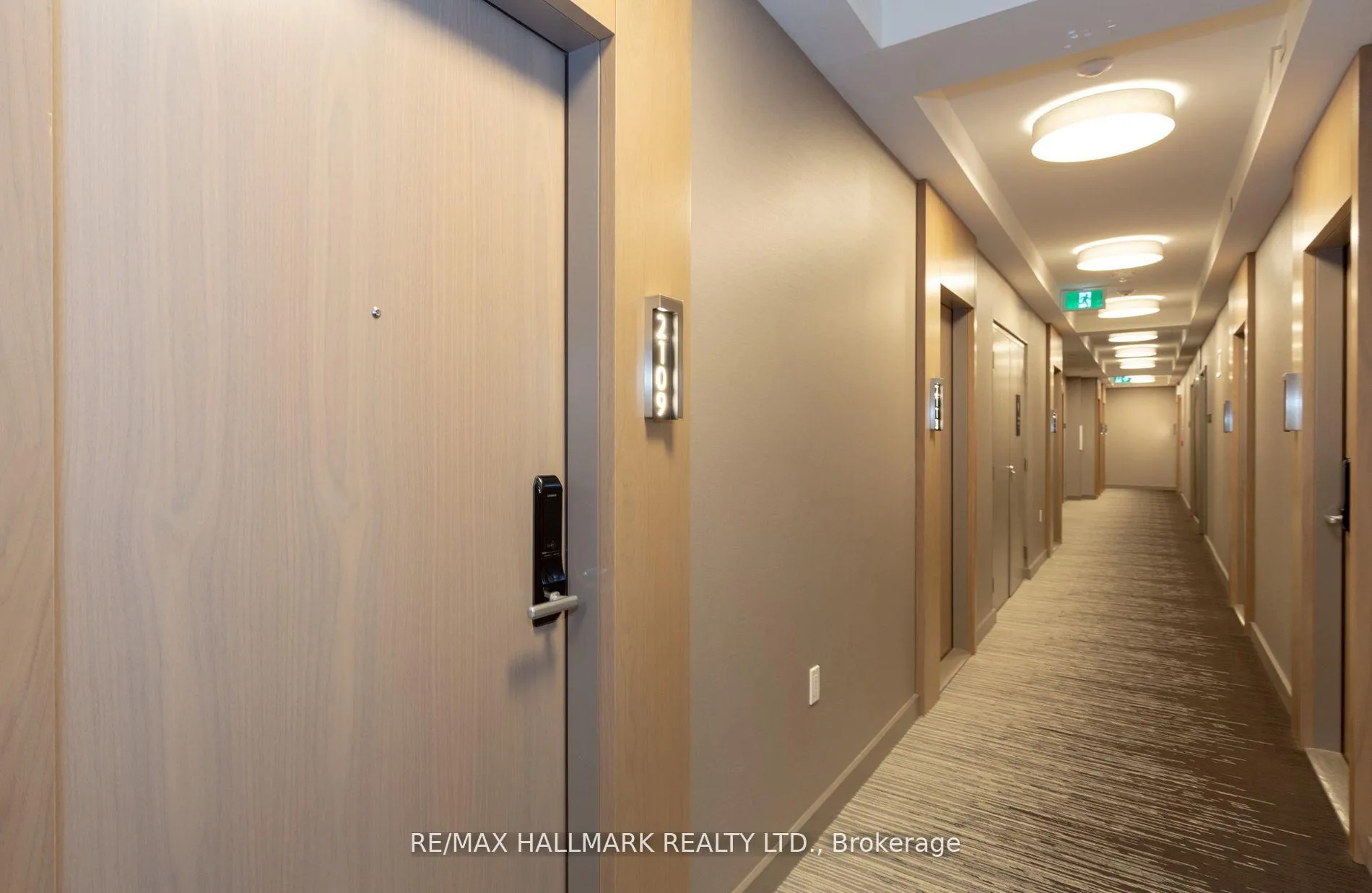 Photo 2 of Unit 2109, 575 Bloor Street E, Toronto, North St. James Town — HOMEH