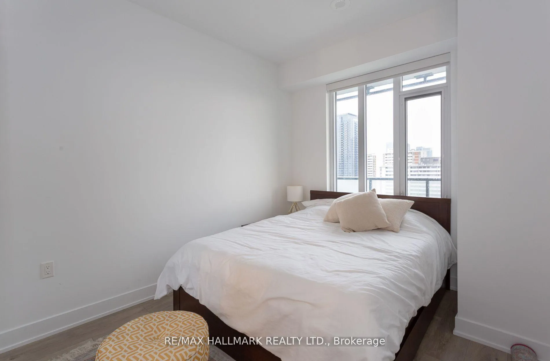 Photo 11 of Unit 2109, 575 Bloor Street E, Toronto, North St. James Town — HOMEH
