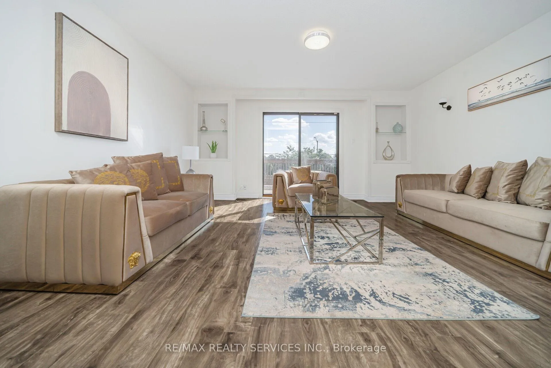 Photo 14 of 120 simmons Boulevard, Brampton, Madoc — HOMEH