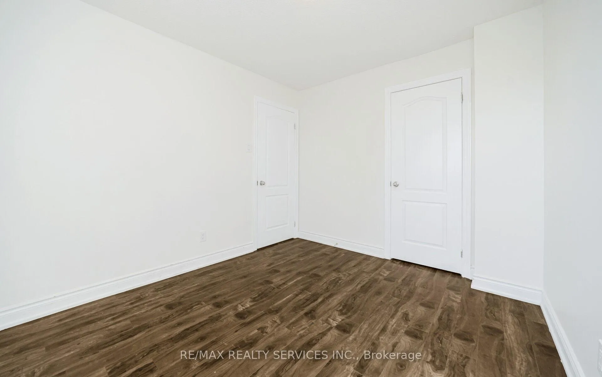 Photo 25 of 120 simmons Boulevard, Brampton, Madoc — HOMEH