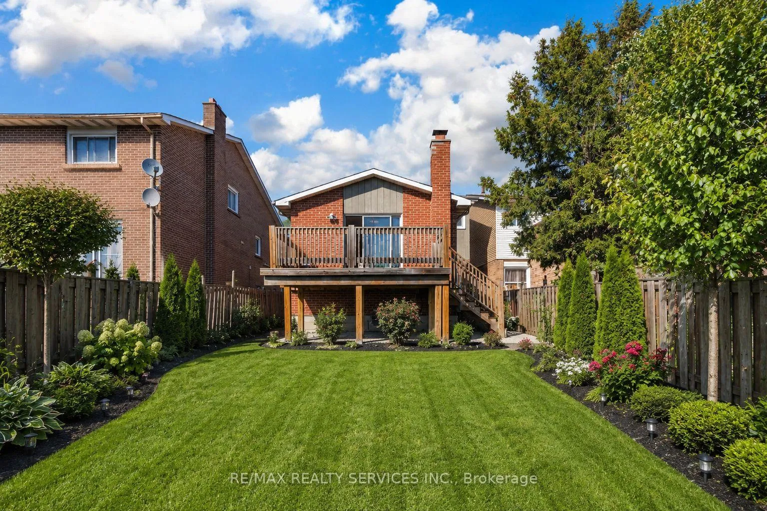 Photo 28 of 120 simmons Boulevard, Brampton, Madoc — HOMEH