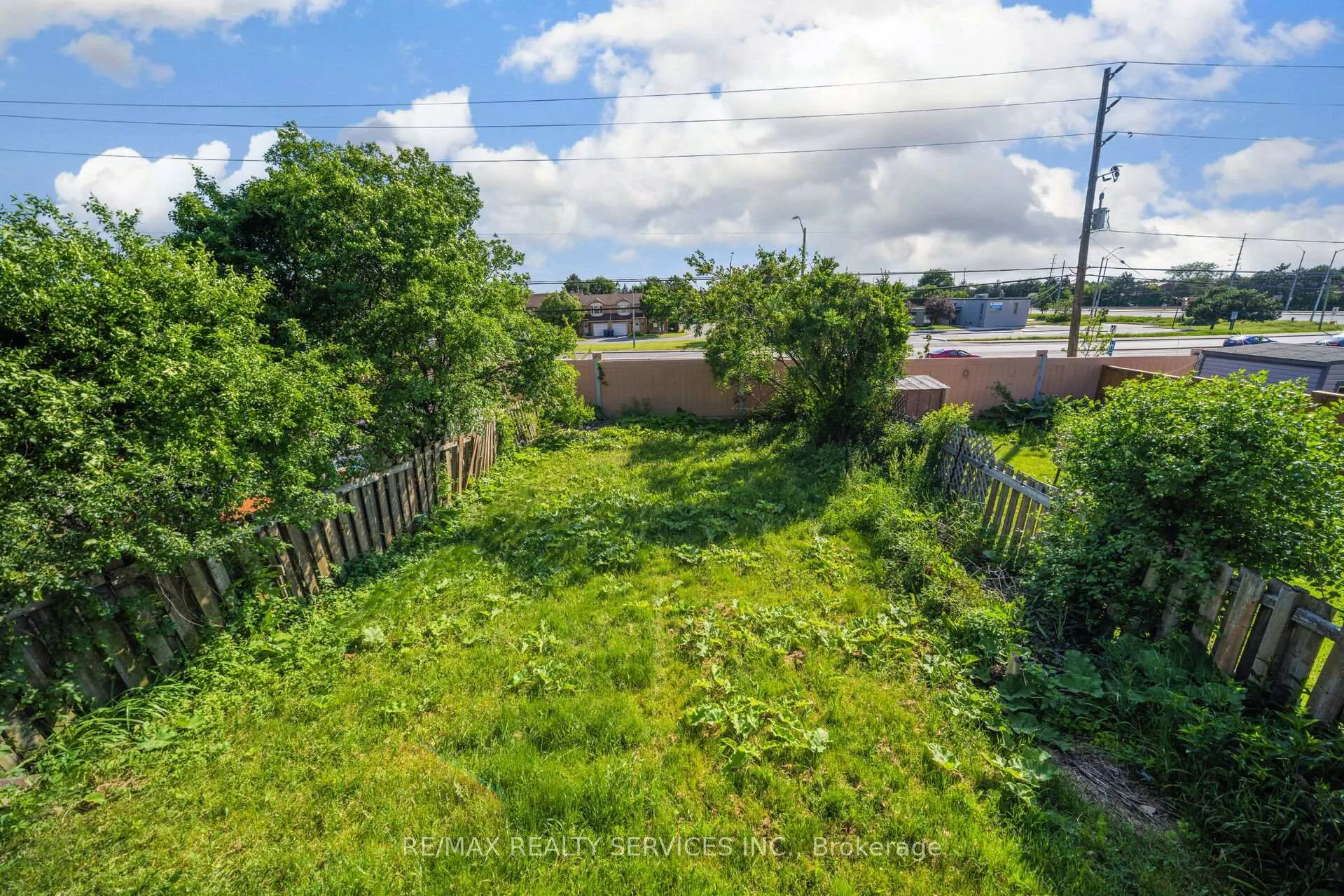 Photo 29 of 120 simmons Boulevard, Brampton, Madoc — HOMEH