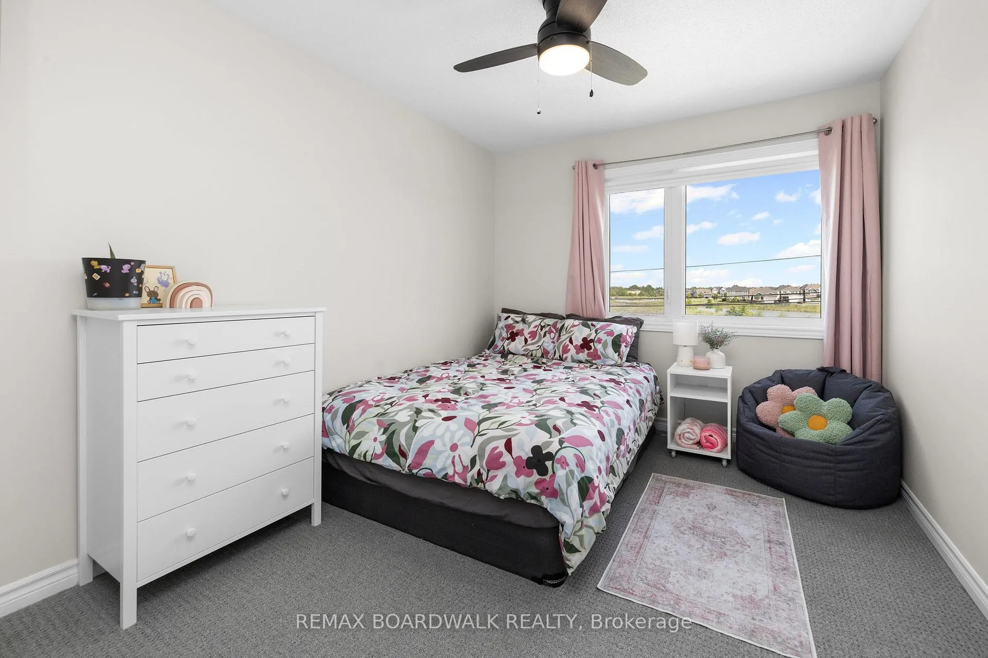 Photo 26 of 6331 Perth Street, Ottawa, Btwn Franktown Rd. & Fallowfield Rd. — HOMEH