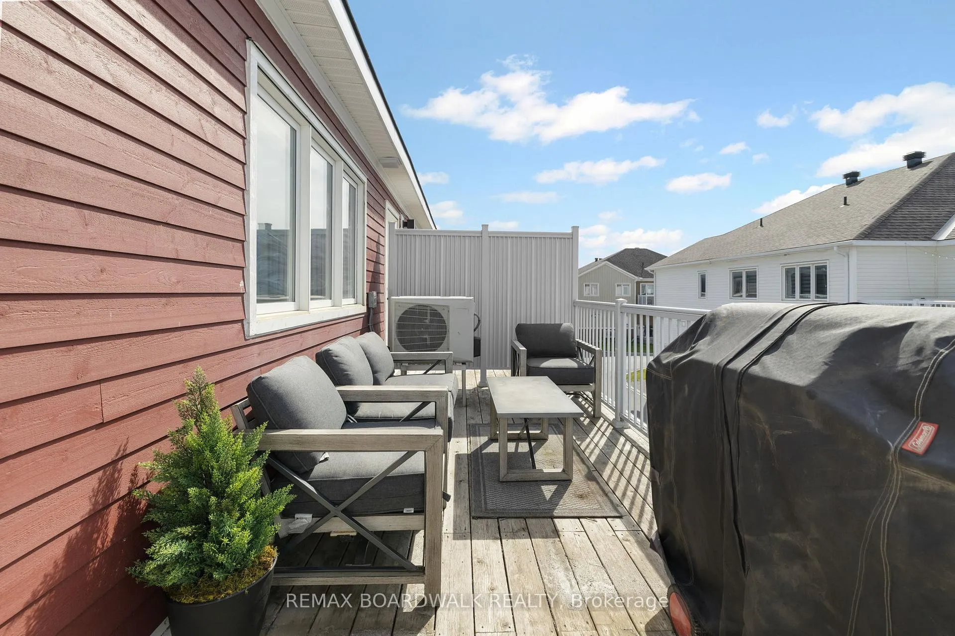 Photo 34 of 6331 Perth Street, Ottawa, Btwn Franktown Rd. & Fallowfield Rd. — HOMEH