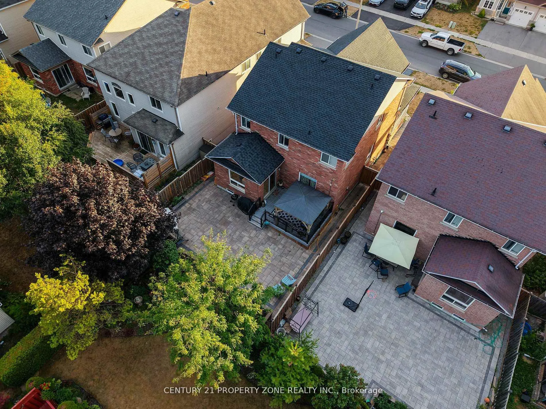 Photo 20 of 652 Tully Crescent, Peterborough, Monaghan Ward 2 — HOMEH