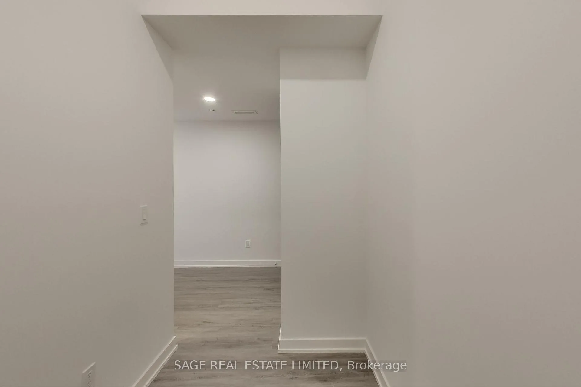 Photo 10 of Unit 705, 1 Cardiff Road, Toronto, Mount Pleasant East — HOMEH