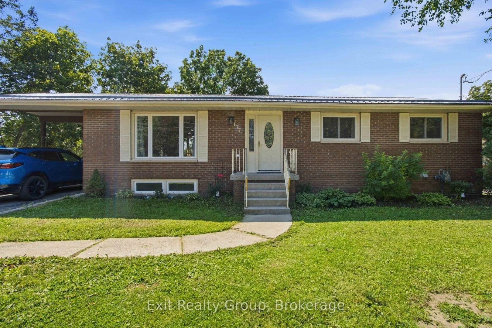 Photo 3 of 177 West Front Street, Stirling-Rawdon, Stirling Ward — HOMEH