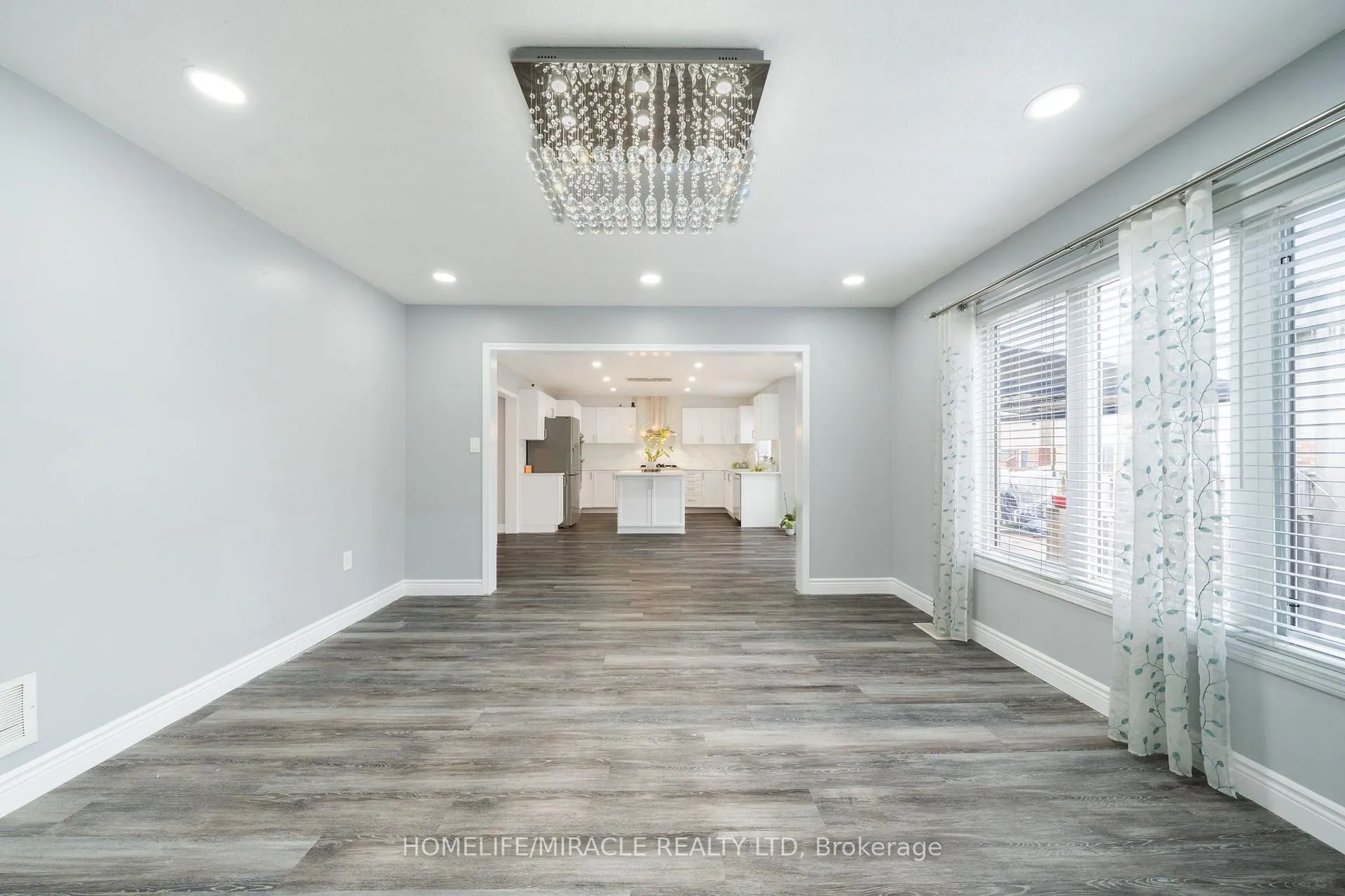 Photo 15 of Unit Upper, 151 Baldwin Drive, Cambridge, Silver Heights — HOMEH