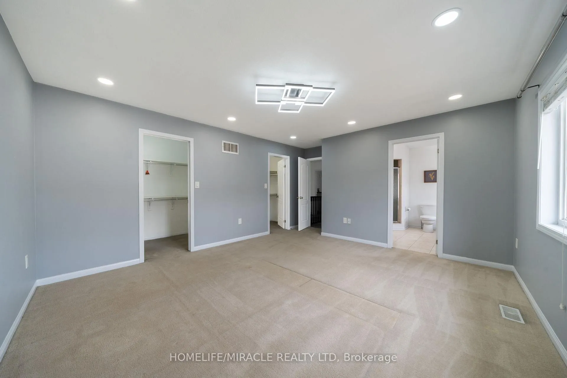 Photo 21 of Unit Upper, 151 Baldwin Drive, Cambridge, Silver Heights — HOMEH