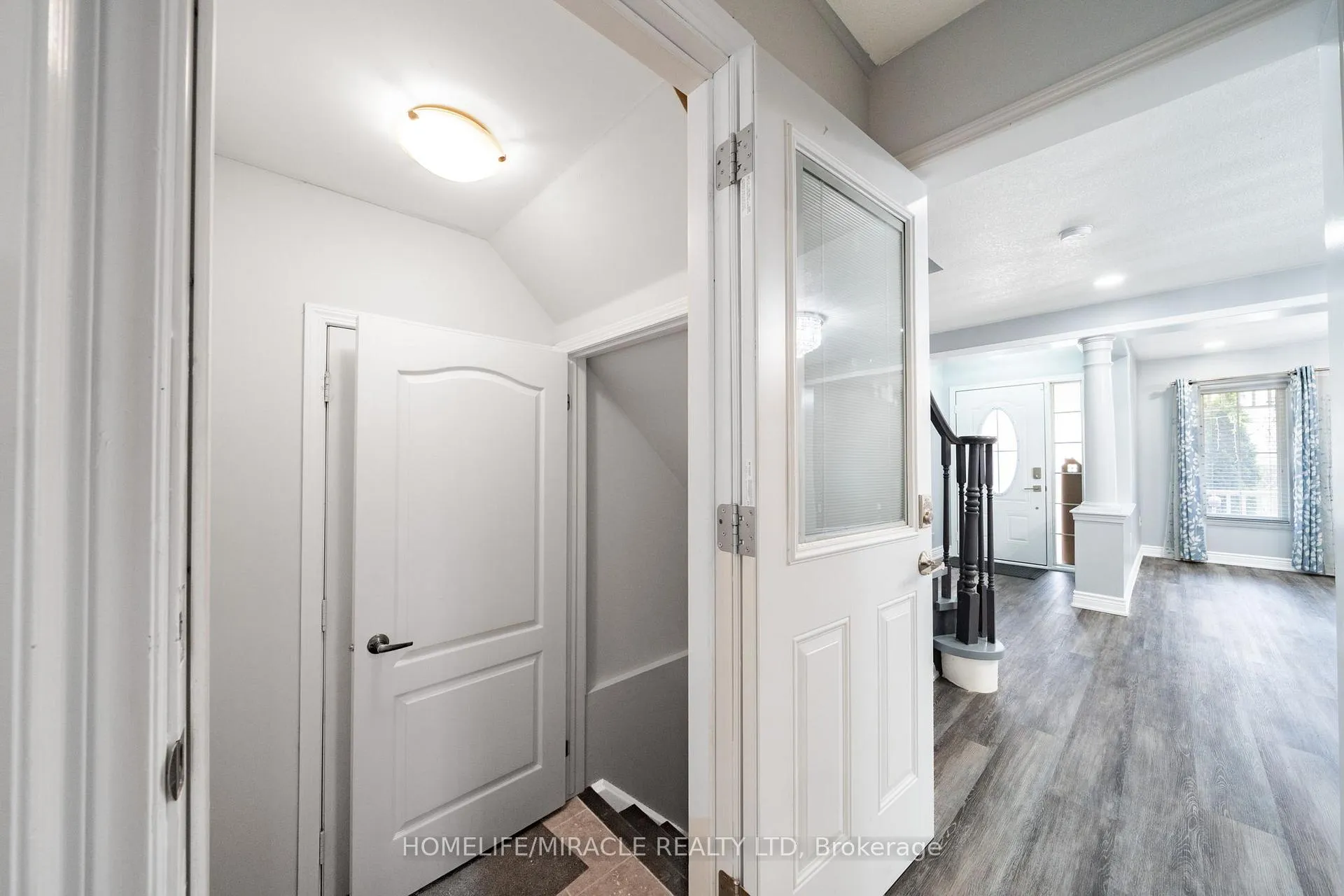 Photo 33 of Unit Upper, 151 Baldwin Drive, Cambridge, Silver Heights — HOMEH