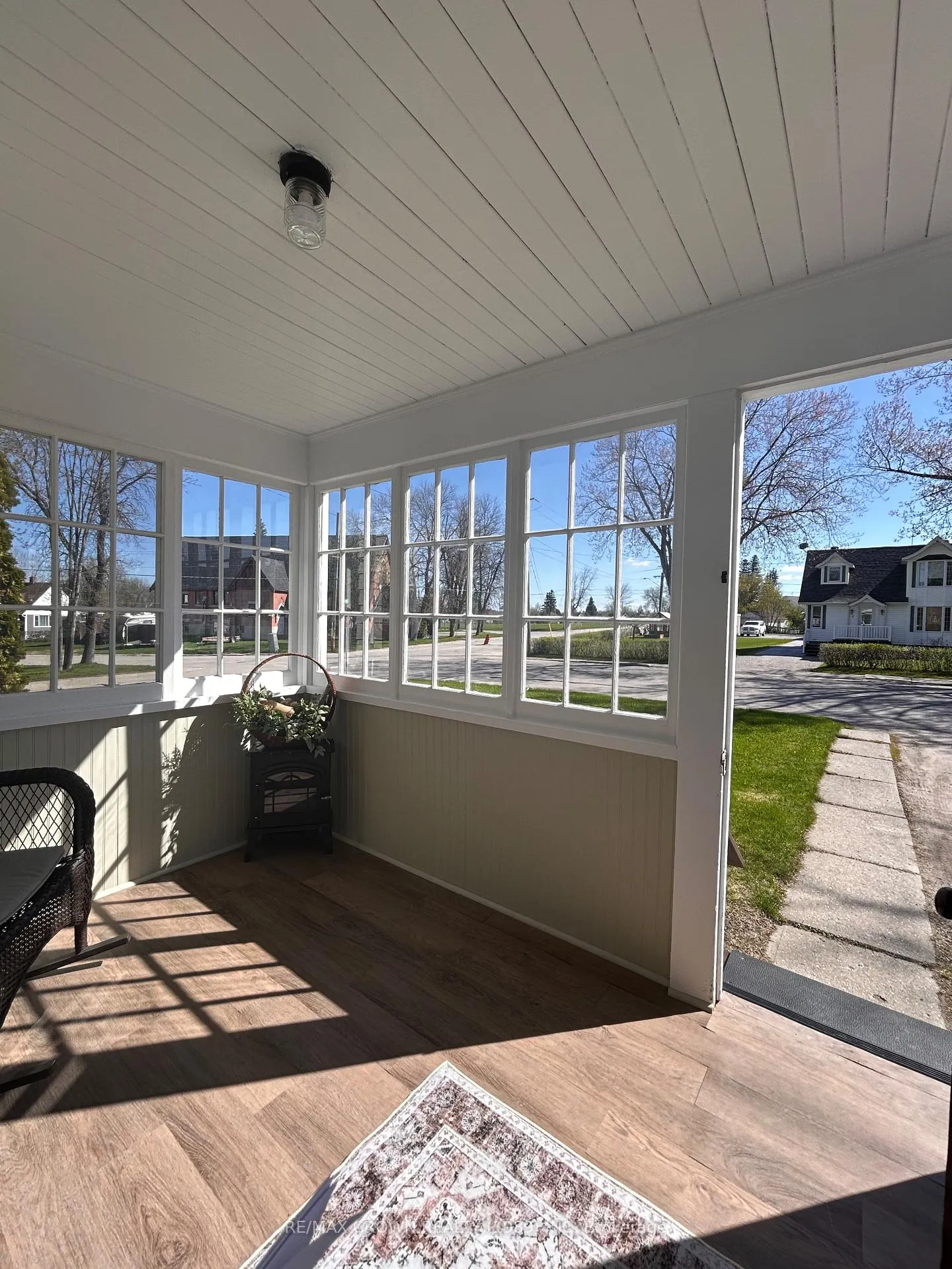 Photo 13 of 43 Bowman Avenue, Kapuskasing — HOMEH