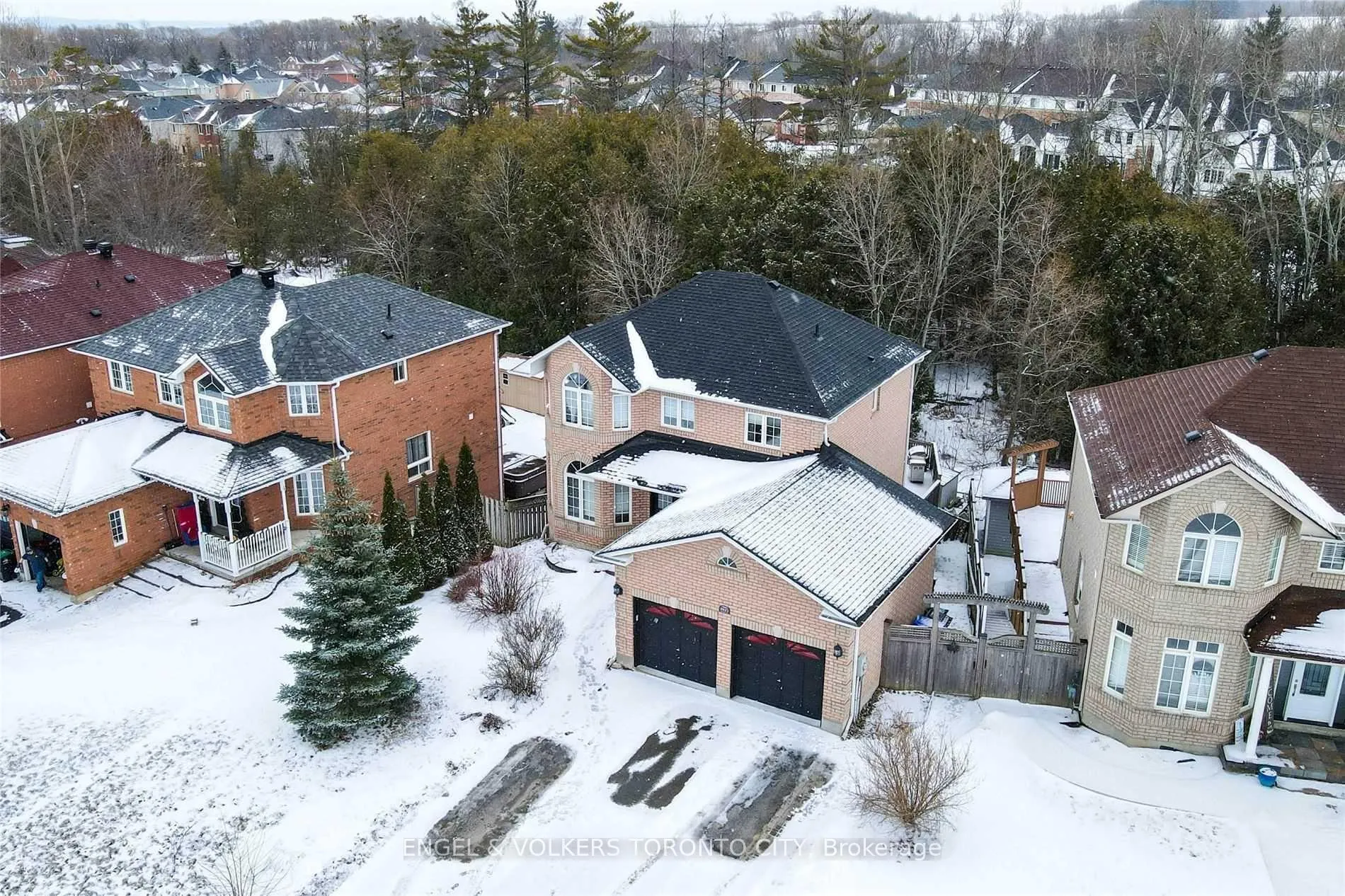 Photo 2 of 2022 Wilson Street, Innisfil, Alcona — HOMEH