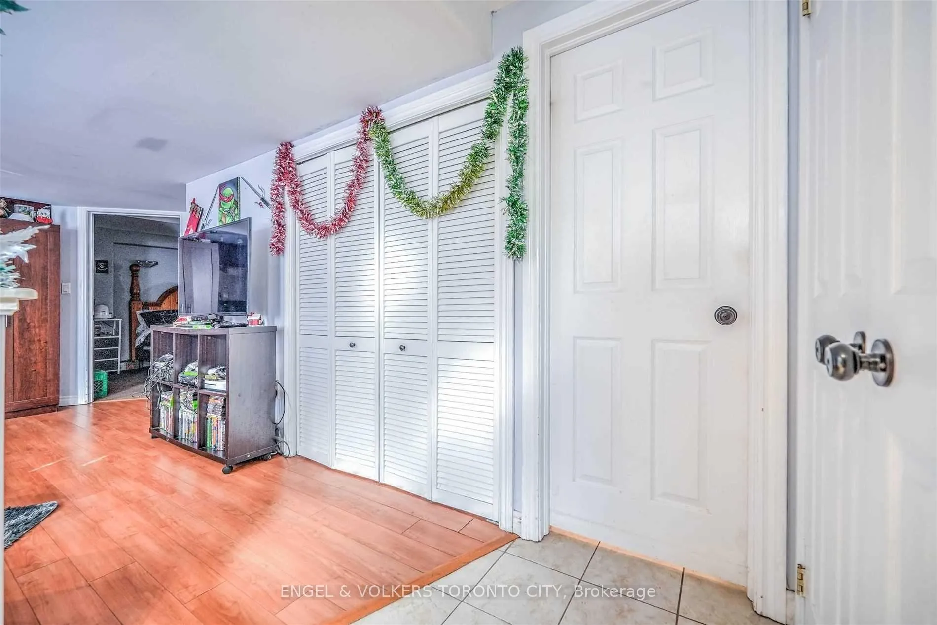 Photo 11 of 2022 Wilson Street, Innisfil, Alcona — HOMEH