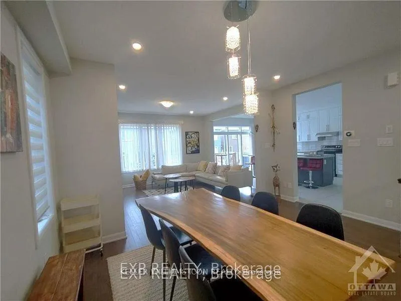 Photo 4 of 43 Sweet Pea Way, Ottawa, Kanata - Kanata Lakes/Heritage Hills — HOMEH