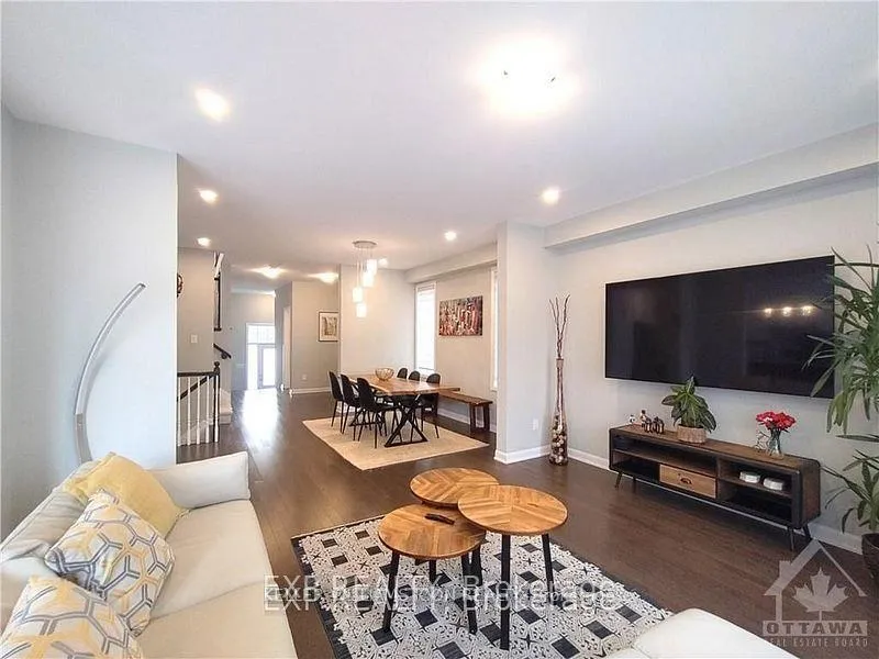 Photo 5 of 43 Sweet Pea Way, Ottawa, Kanata - Kanata Lakes/Heritage Hills — HOMEH