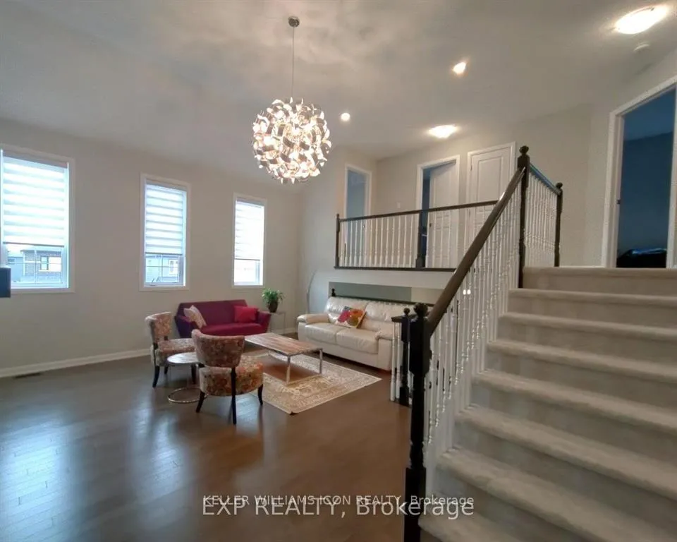 Photo 12 of 43 Sweet Pea Way, Ottawa, Kanata - Kanata Lakes/Heritage Hills — HOMEH