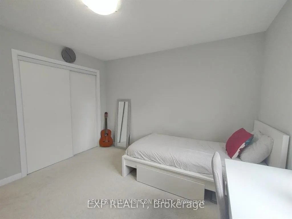 Photo 21 of 43 Sweet Pea Way, Ottawa, Kanata - Kanata Lakes/Heritage Hills — HOMEH