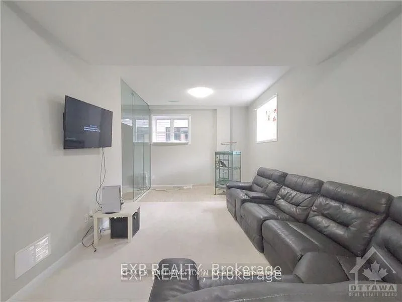 Photo 25 of 43 Sweet Pea Way, Ottawa, Kanata - Kanata Lakes/Heritage Hills — HOMEH