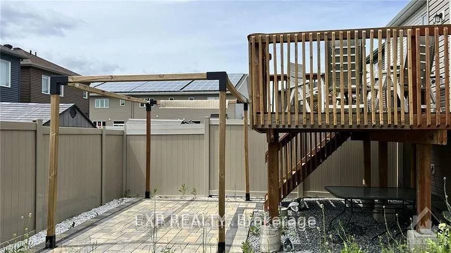Photo 32 of 43 Sweet Pea Way, Ottawa, Kanata - Kanata Lakes/Heritage Hills — HOMEH