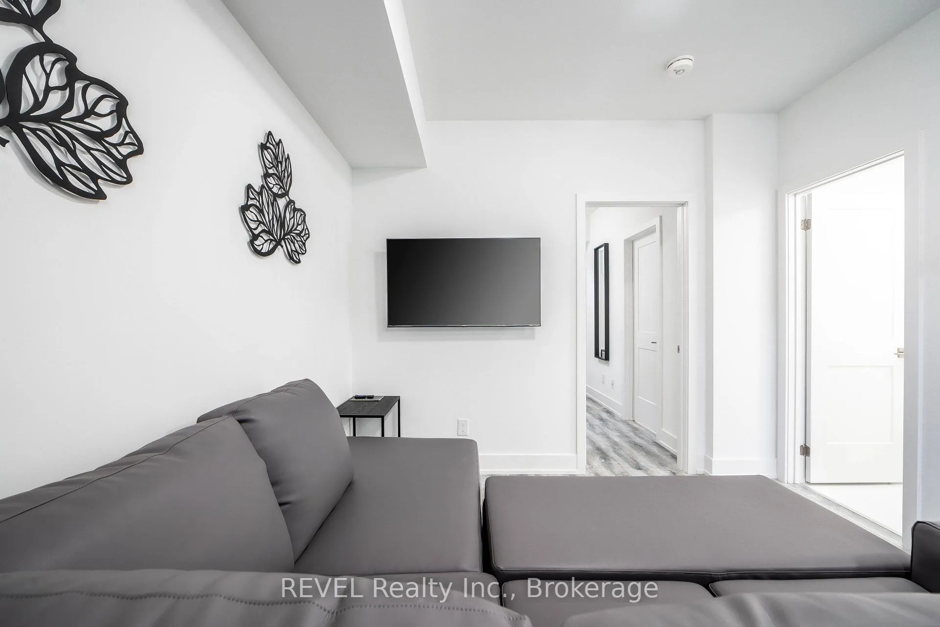 Photo 15 of Unit 114, 6065 Mcleod Road, Niagara Falls, Arad/Fallsview — HOMEH
