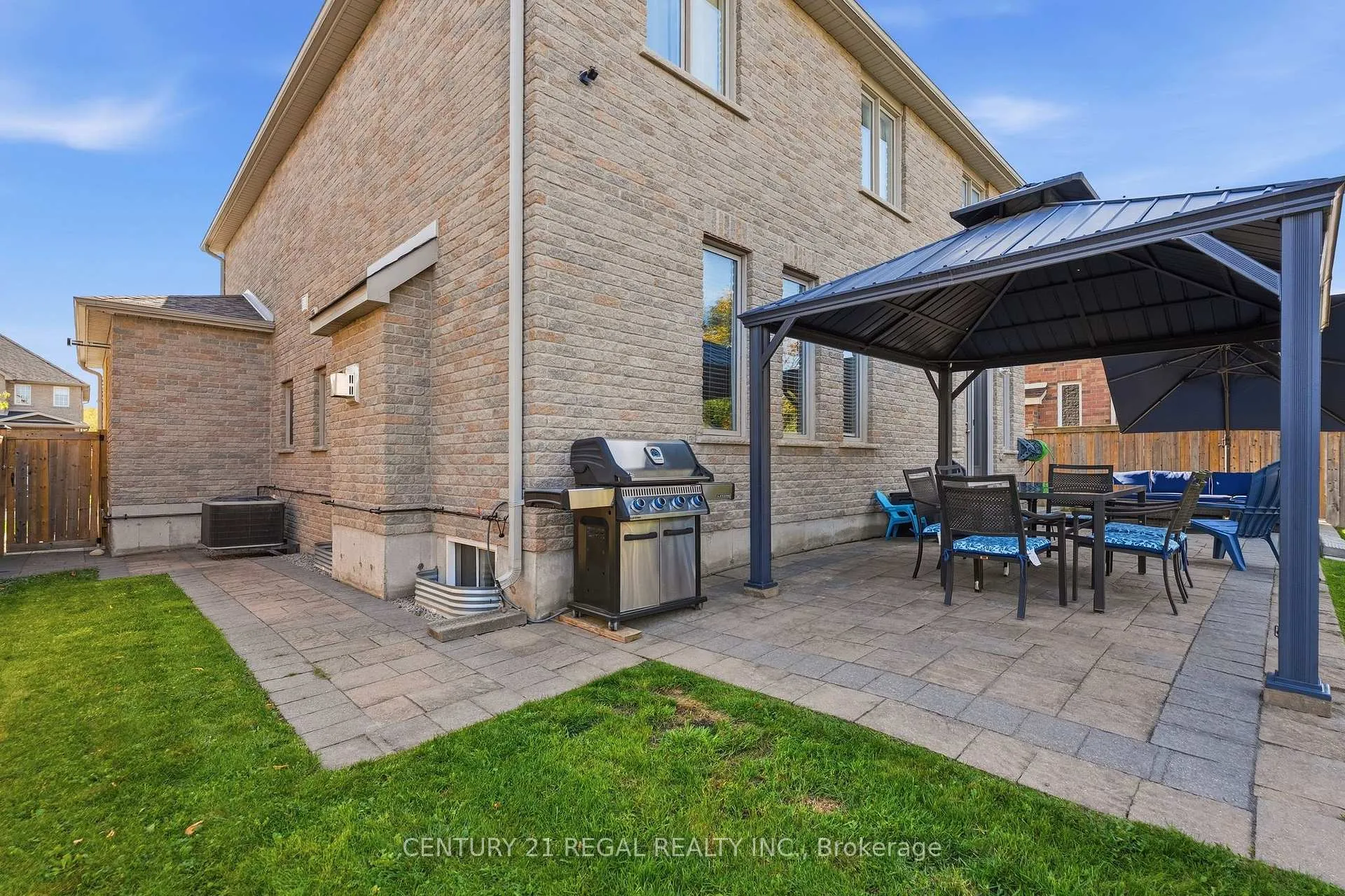 Photo 13 of 28 Tim Jacobs Drive, Georgina, Keswick South — HOMEH