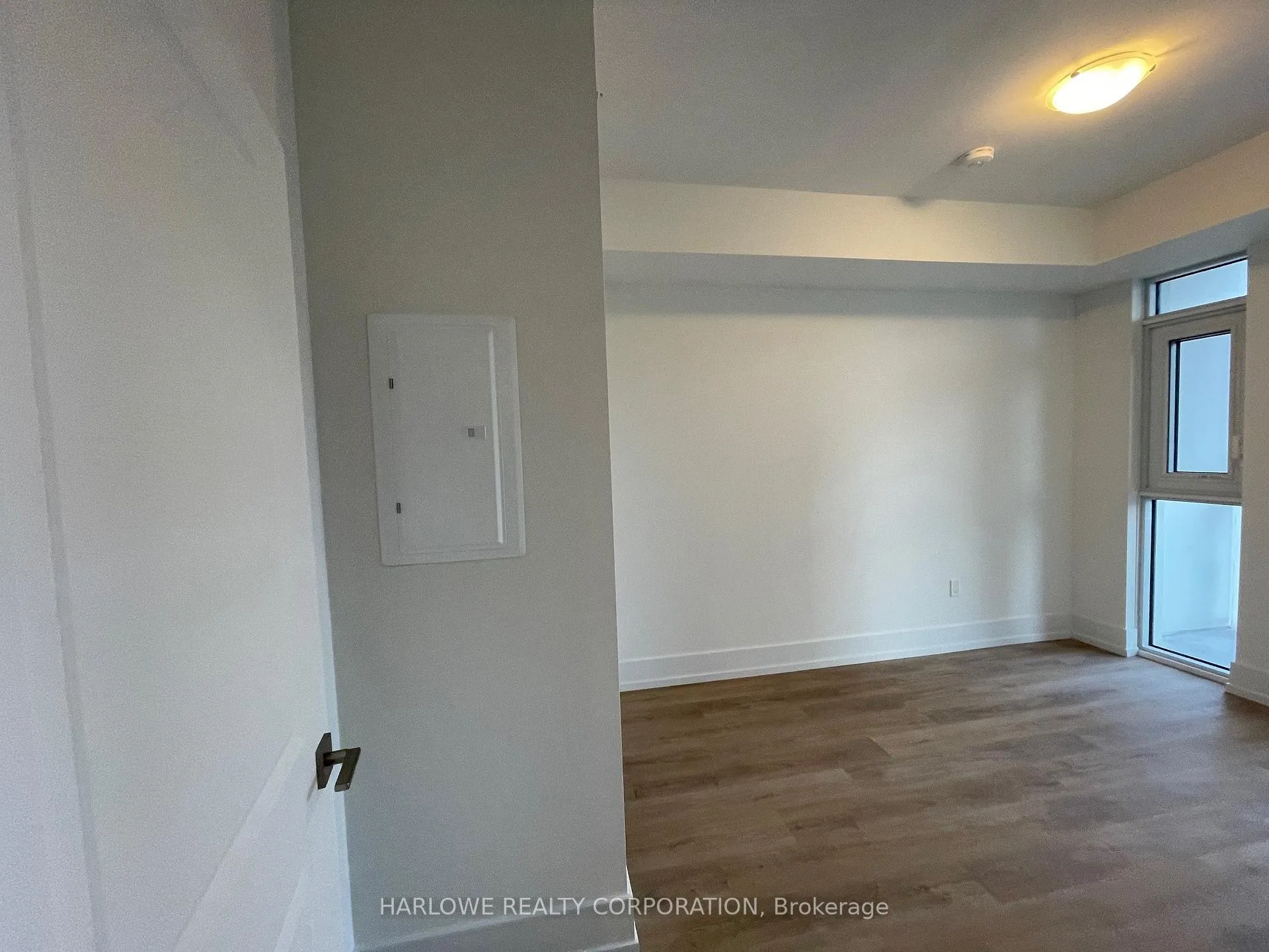 Photo 6 of Unit 908, 206 King Street W, Hamilton, Central — HOMEH