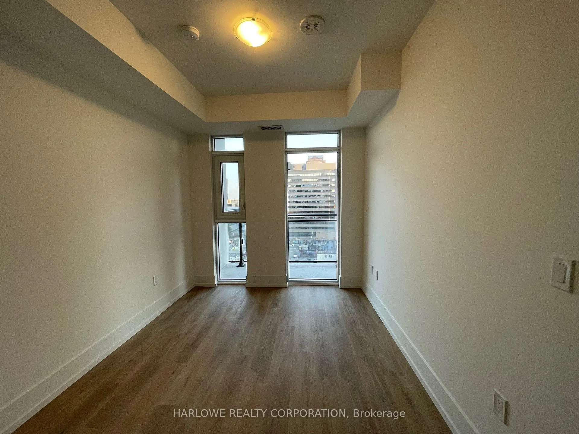 Photo 8 of Unit 908, 206 King Street W, Hamilton, Central — HOMEH