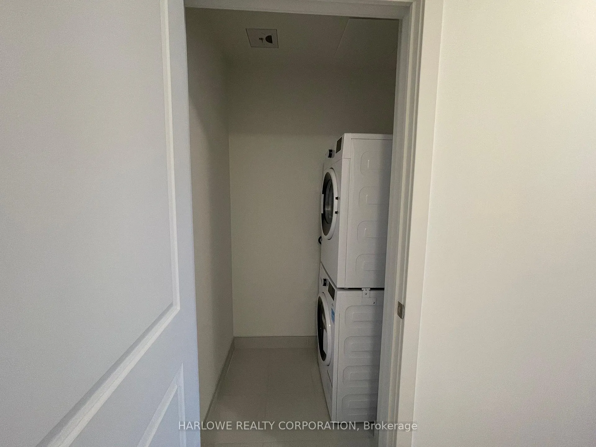 Photo 11 of Unit 908, 206 King Street W, Hamilton, Central — HOMEH