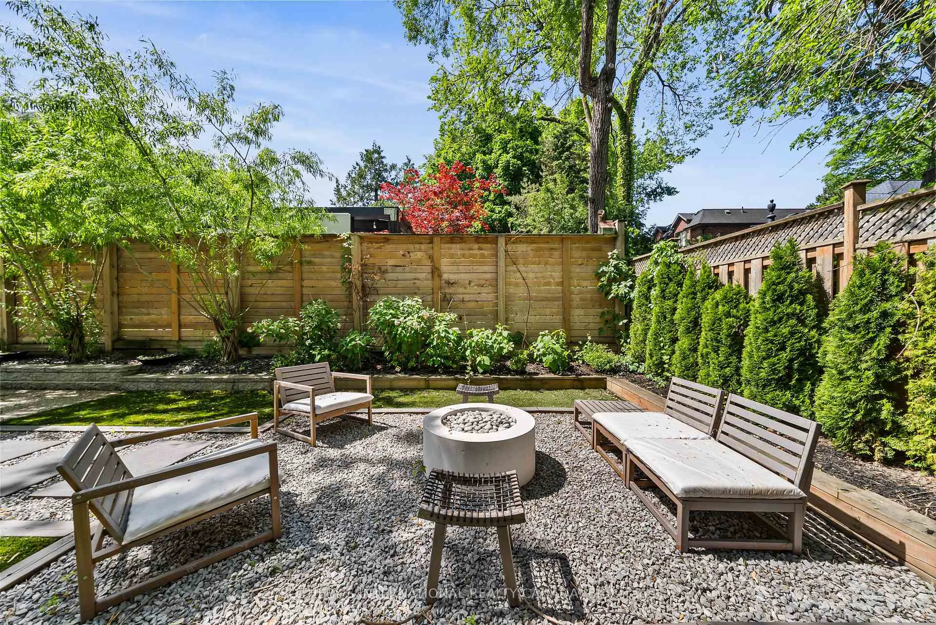 Photo 40 of 138 Airdrie Road, Toronto, Leaside — HOMEH