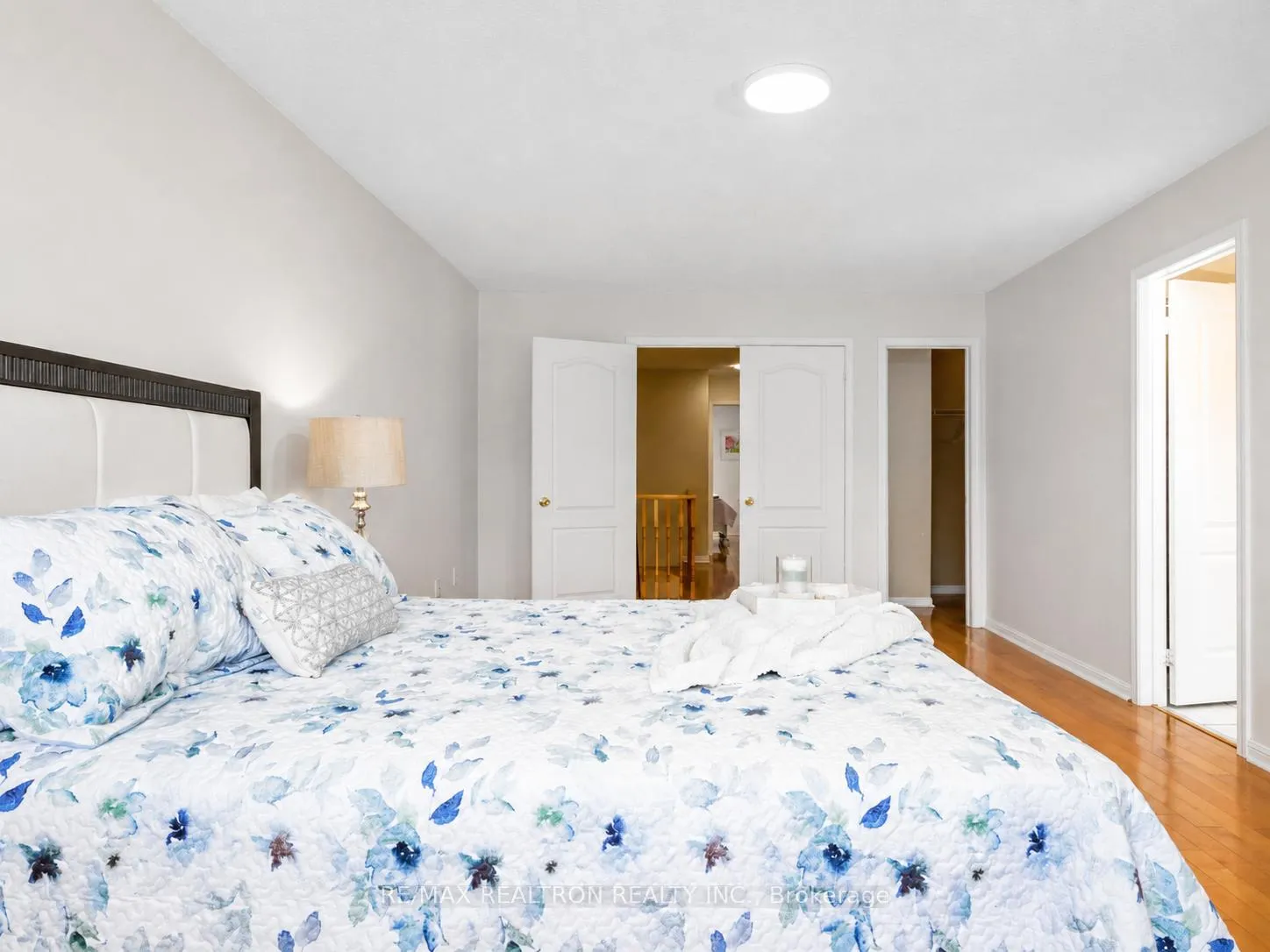Photo 35 of 11 Zermatt Way, Markham, Unionville — HOMEH