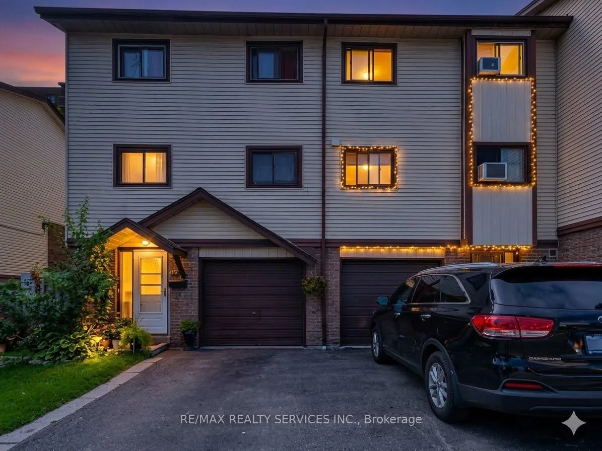 Photo 1 of 11 Mccallum Court, Brampton, Madoc — HOMEH