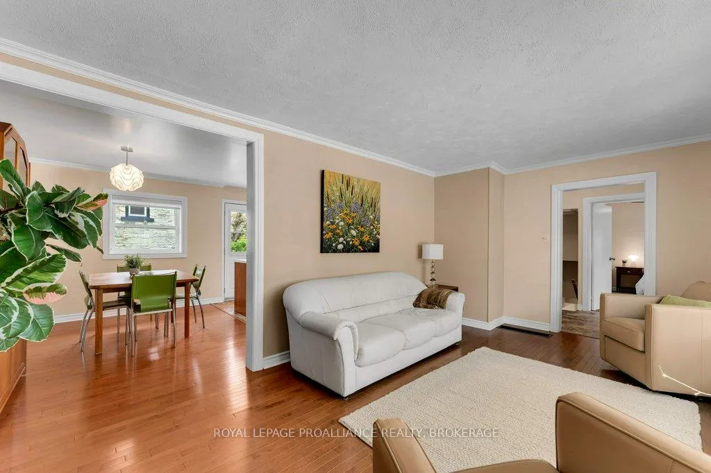 Photo 9 of 67 Mowat Avenue, Kingston, Central City West — HOMEH