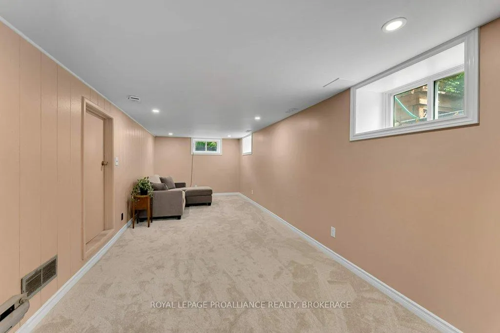 Photo 25 of 67 Mowat Avenue, Kingston, Central City West — HOMEH