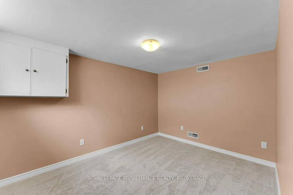 Photo 27 of 67 Mowat Avenue, Kingston, Central City West — HOMEH