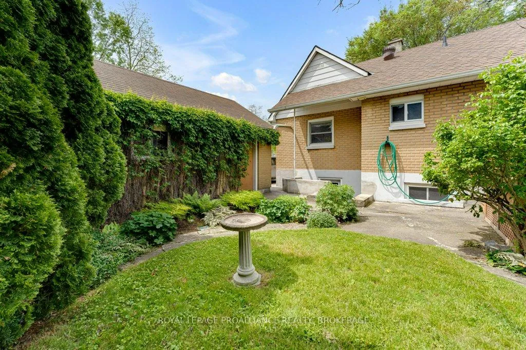 Photo 31 of 67 Mowat Avenue, Kingston, Central City West — HOMEH