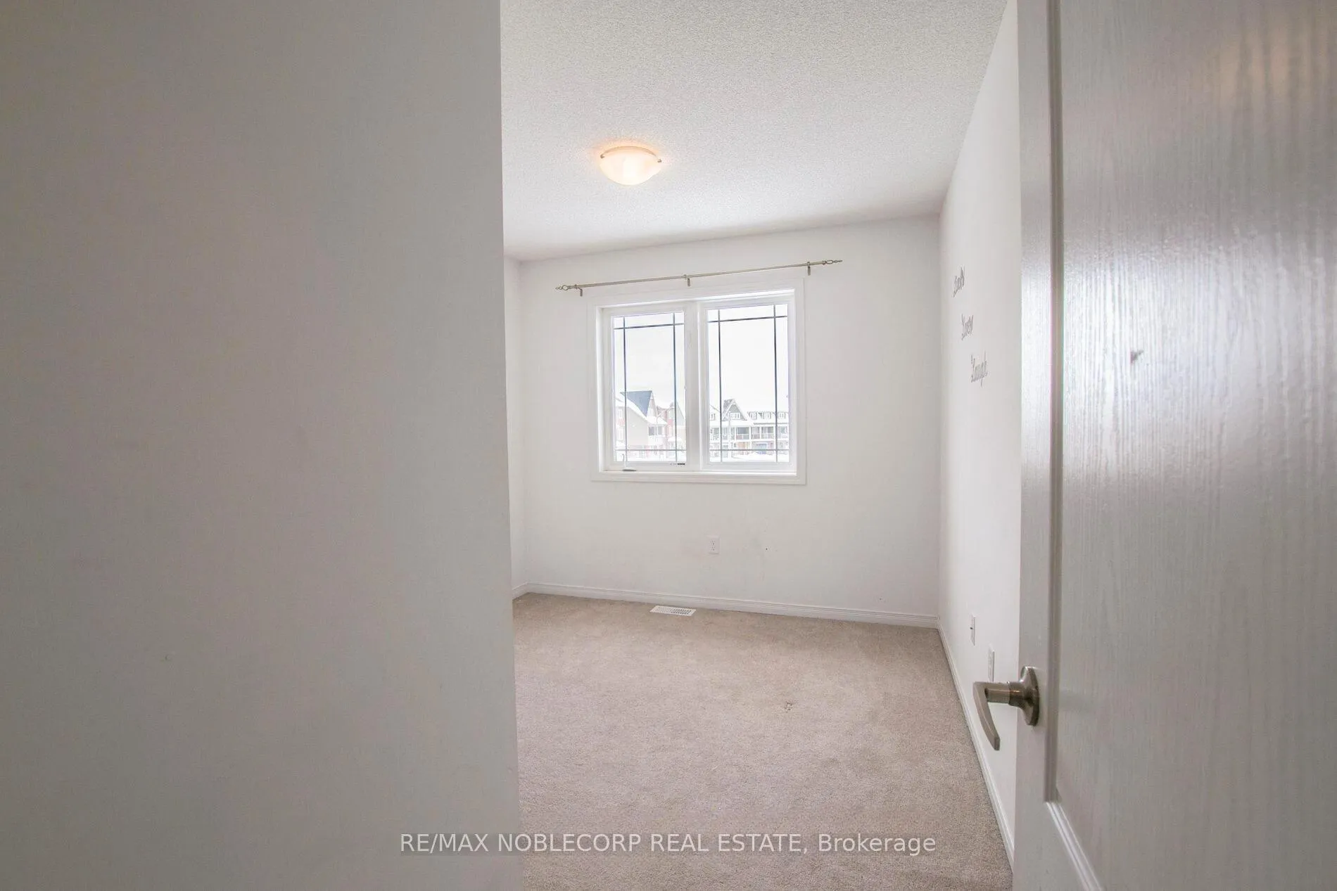 Photo 13 of 1287 Coleman Crescent, Innisfil, Alcona — HOMEH