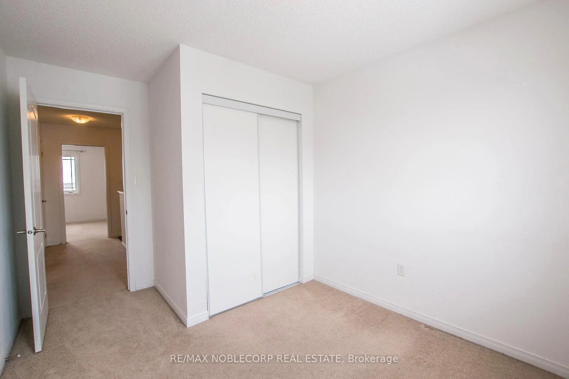 Photo 23 of 1287 Coleman Crescent, Innisfil, Alcona — HOMEH