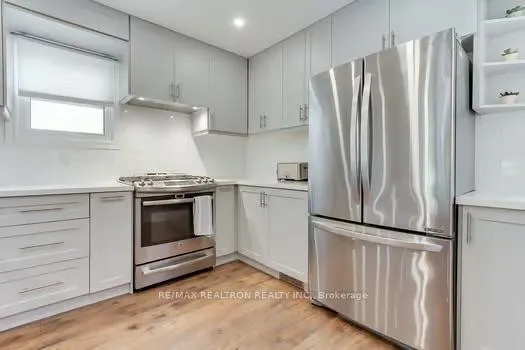 Photo 11 of 64 Durie Lane, Markham, Aileen-Willowbrook — HOMEH