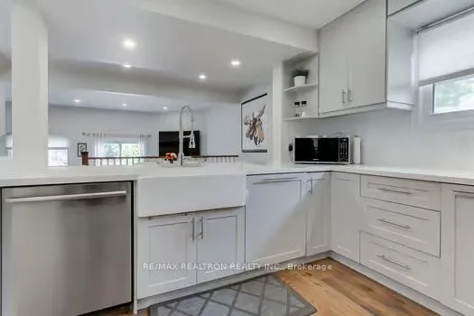 Photo 12 of 64 Durie Lane, Markham, Aileen-Willowbrook — HOMEH
