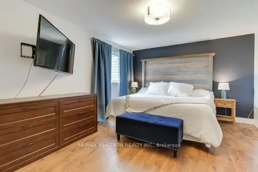 Photo 28 of 64 Durie Lane, Markham, Aileen-Willowbrook — HOMEH