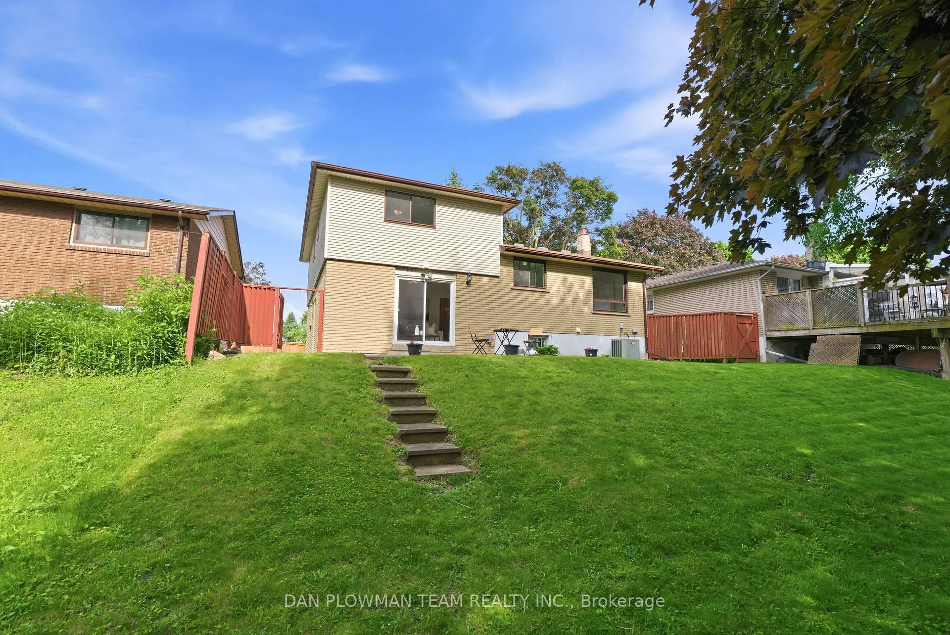 Photo 43 of 410 Dianne Drive, Oshawa, Donevan — HOMEH